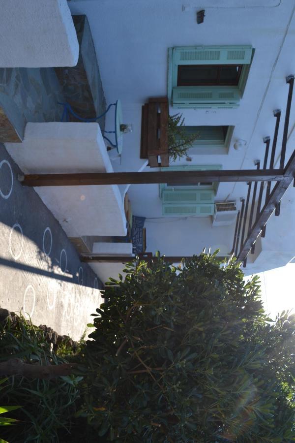 Skyros Panorama Studios Екстер'єр фото
