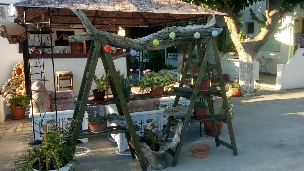 Skyros Panorama Studios Екстер'єр фото