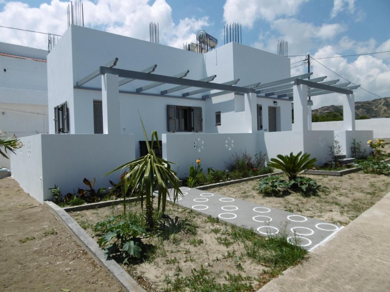 Skyros Panorama Studios Екстер'єр фото